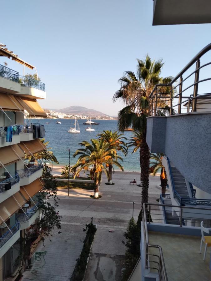 Eleana'S Apartament Sarandë エクステリア 写真