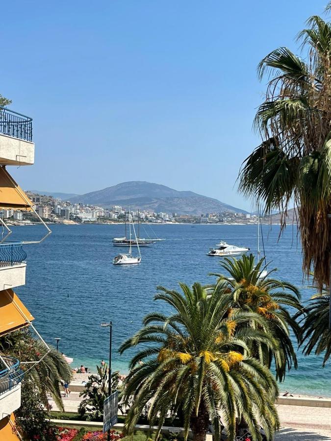 Eleana'S Apartament Sarandë エクステリア 写真