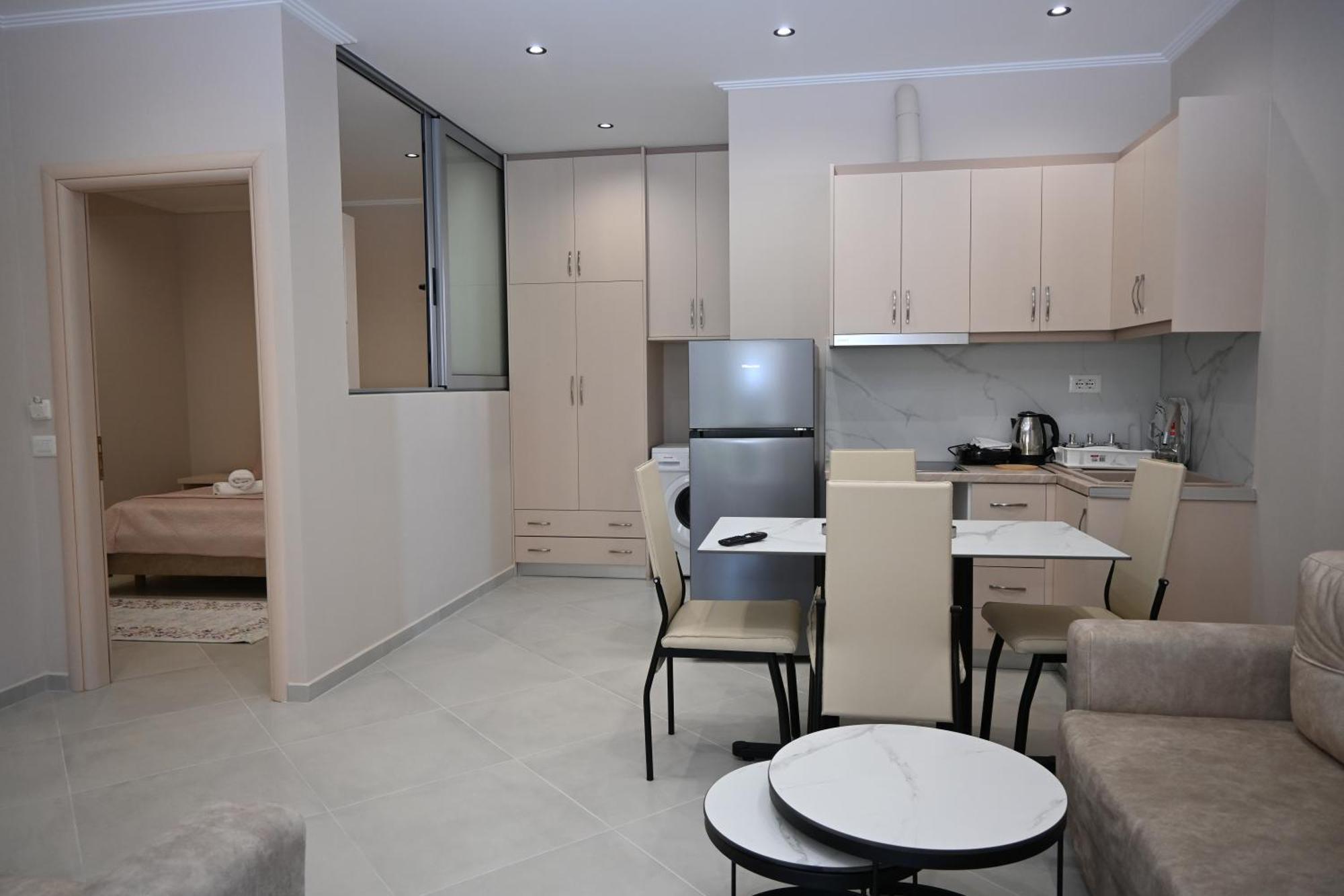 Eleana'S Apartament Sarandë 部屋 写真