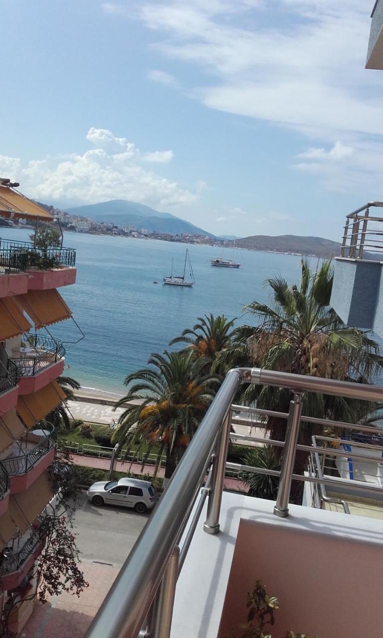 Eleana'S Apartament Sarandë エクステリア 写真