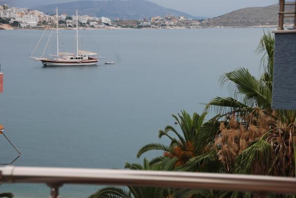 Eleana'S Apartament Sarandë エクステリア 写真